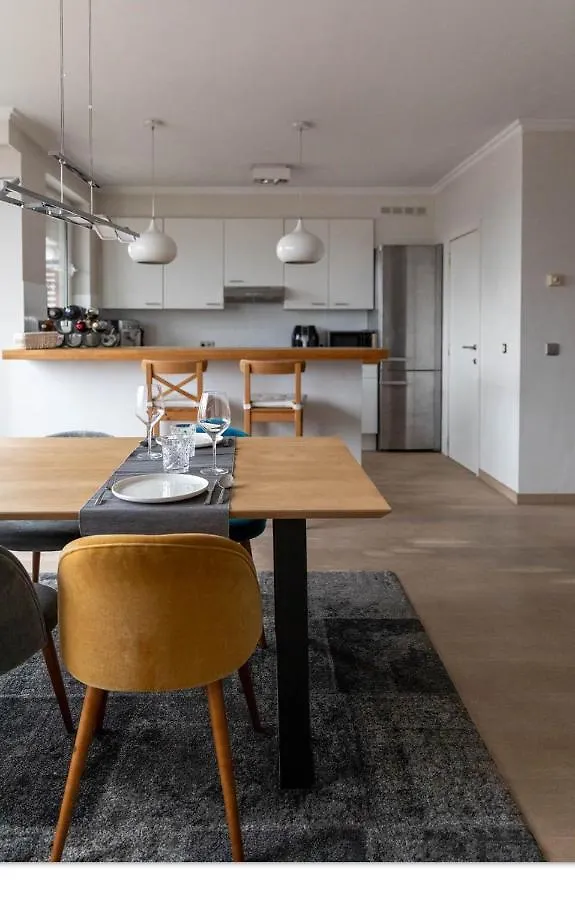 Ruim Appartement Met Prachtig Zicht Op A+ Locatie! Antwerp