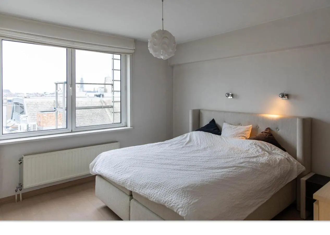 Ruim Appartement Met Prachtig Zicht Op A+ Locatie! Antwerp Apartment