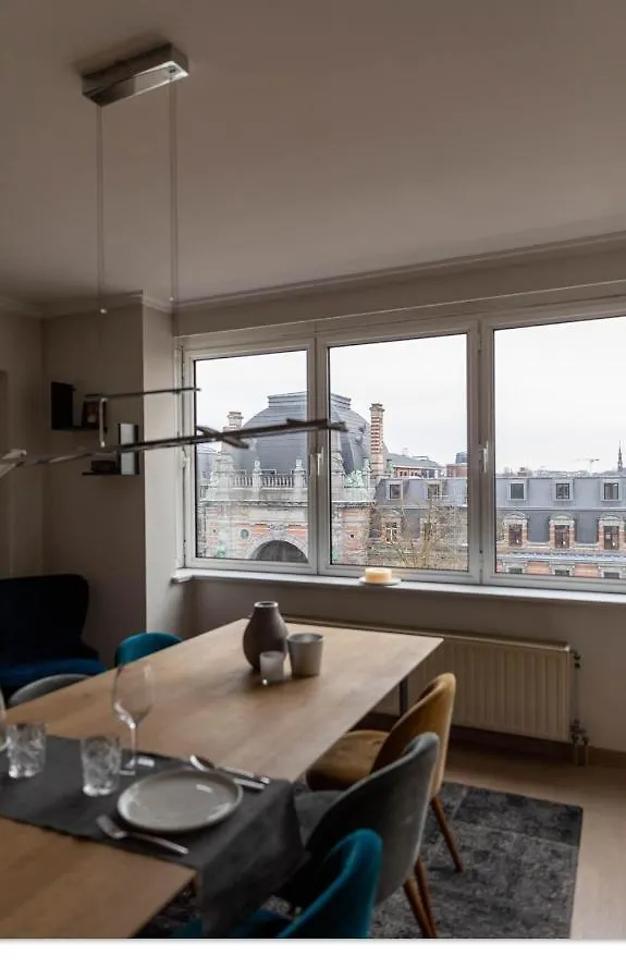 Ruim Appartement Met Prachtig Zicht Op A+ Locatie! Antwerp Apartment